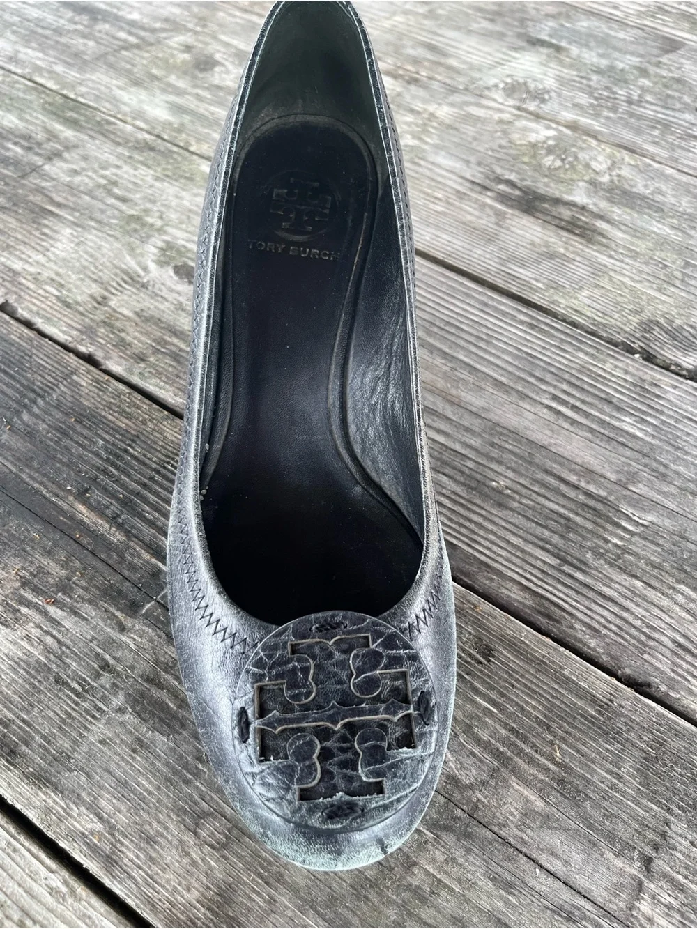 Tory Burch croc embossed Black Leather Logo wedge shoe sz 9